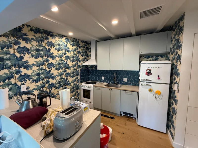 Commercial wallpaper installation Detroit Michigan