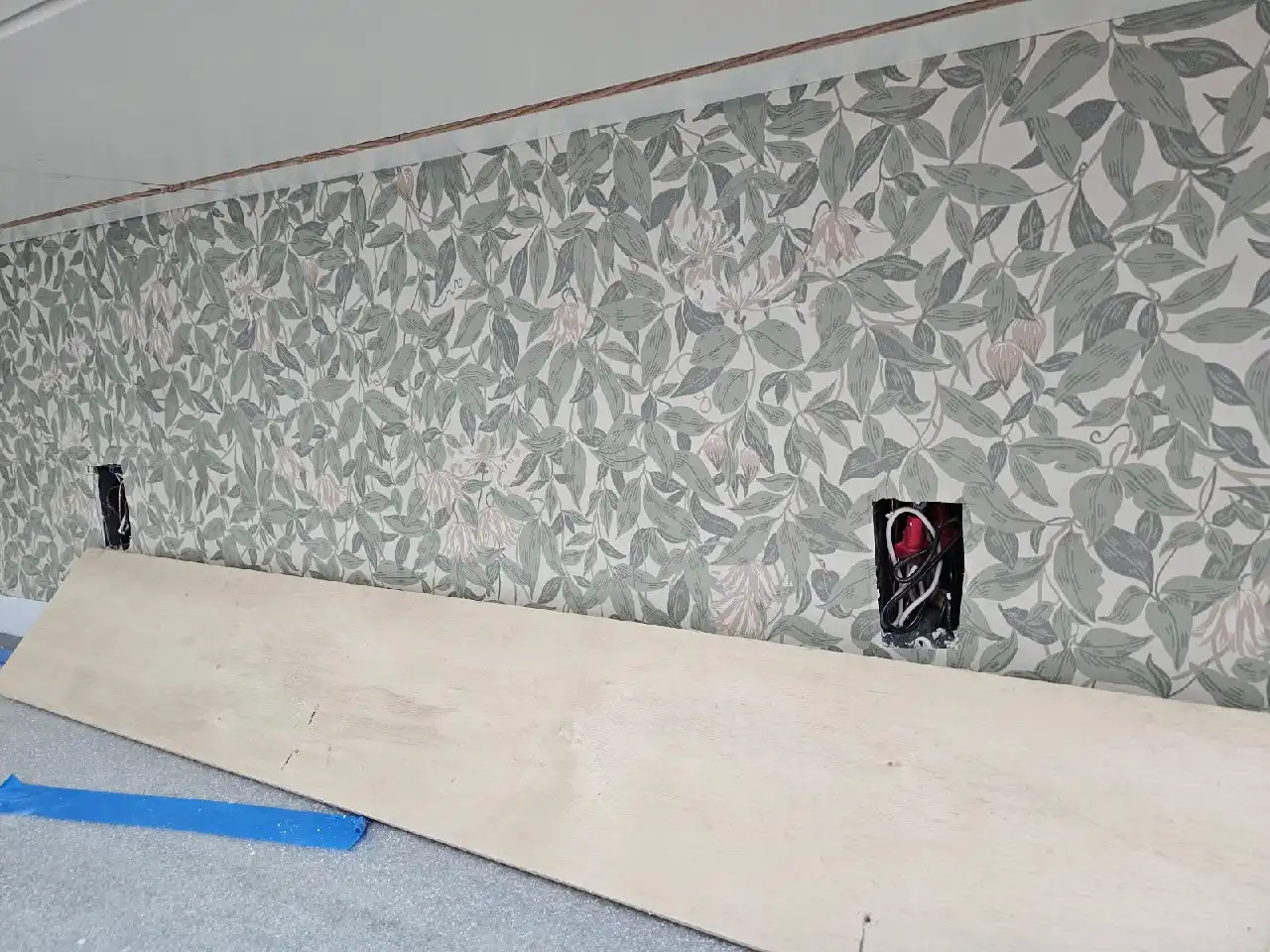 Professional wallpaper work in Rochester Hills Michigan